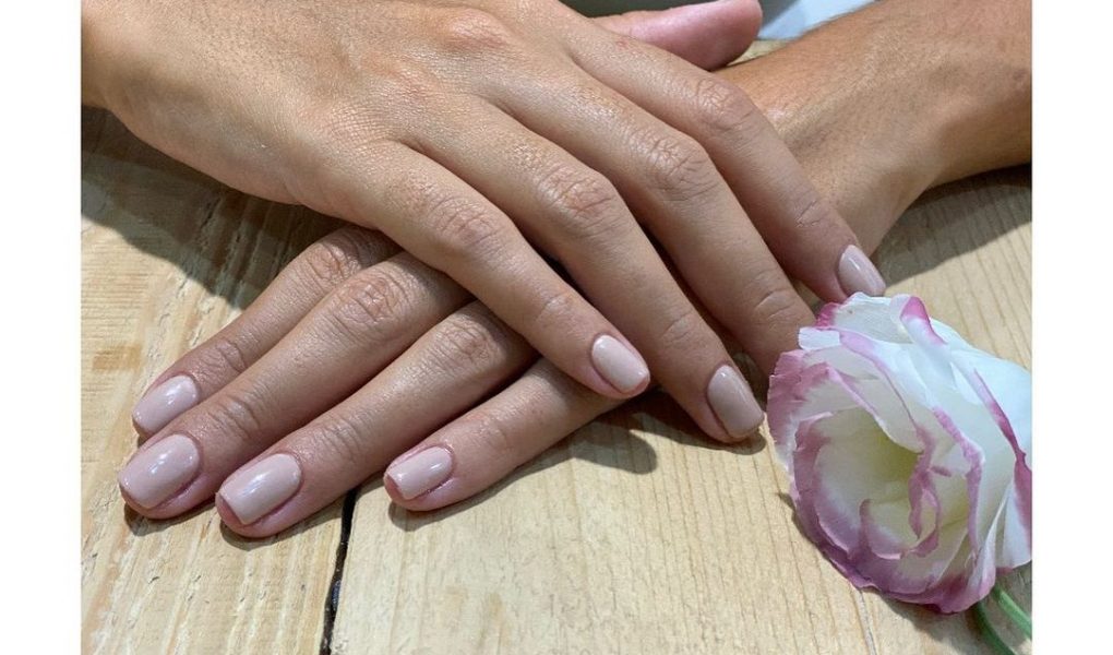 uñas semipermanentes